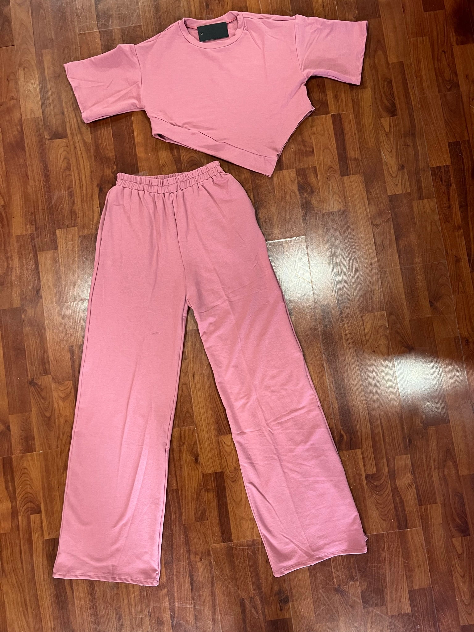 The ADELA Asymmetric Set (Dk Mauve)