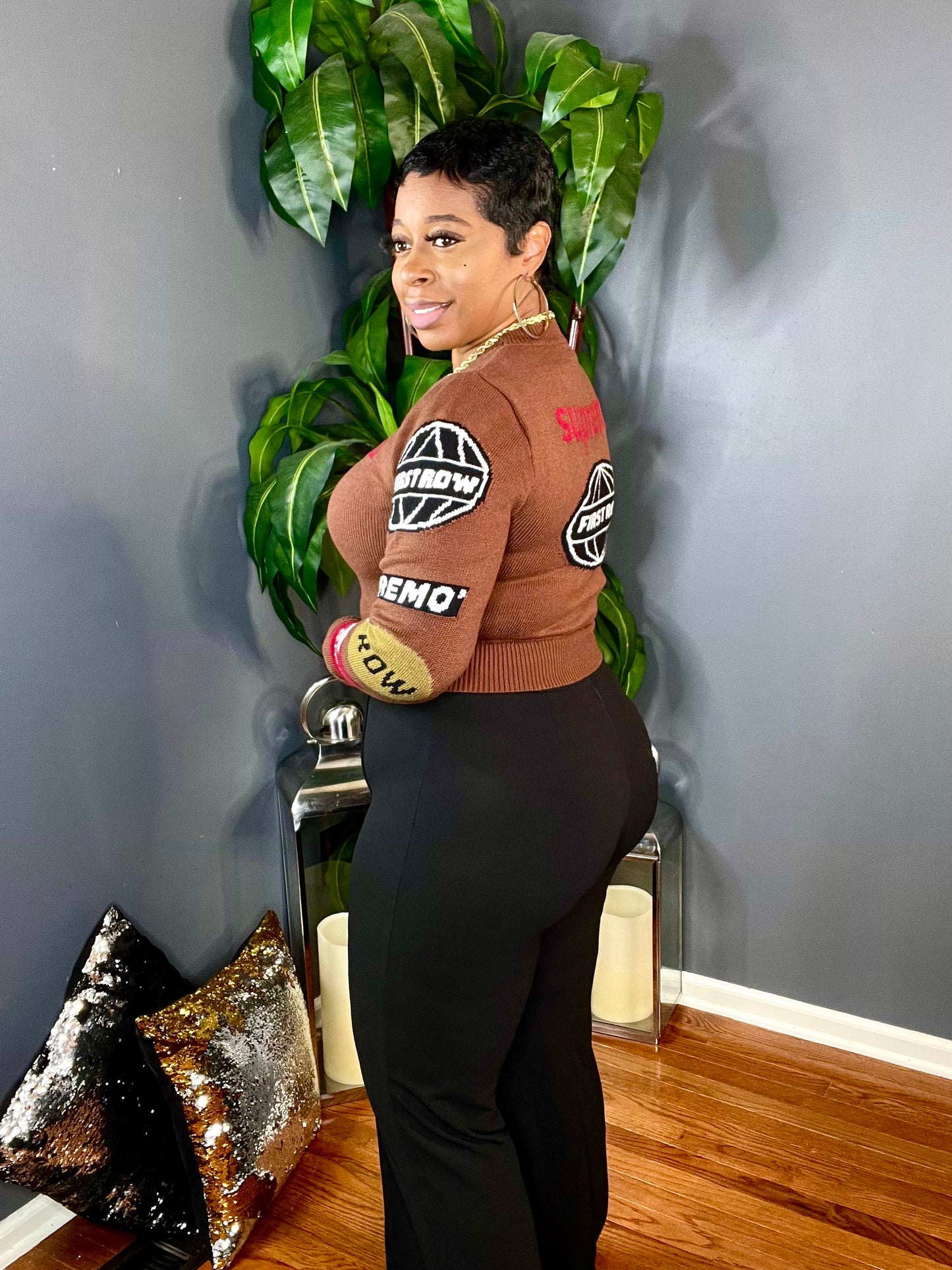 The Supremo Logo Graphic Sweater (Brown)