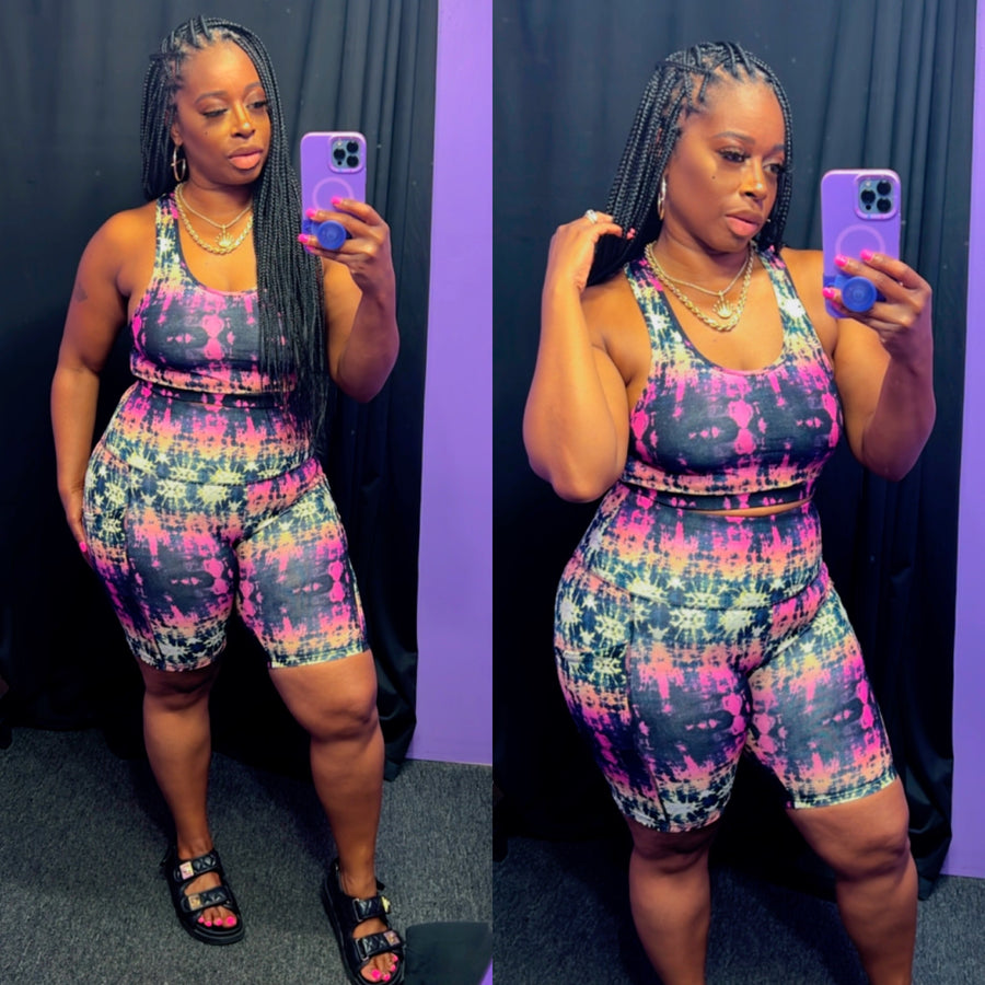 The SHAWTY ACTIVE SET (Fuchsia/Multi)