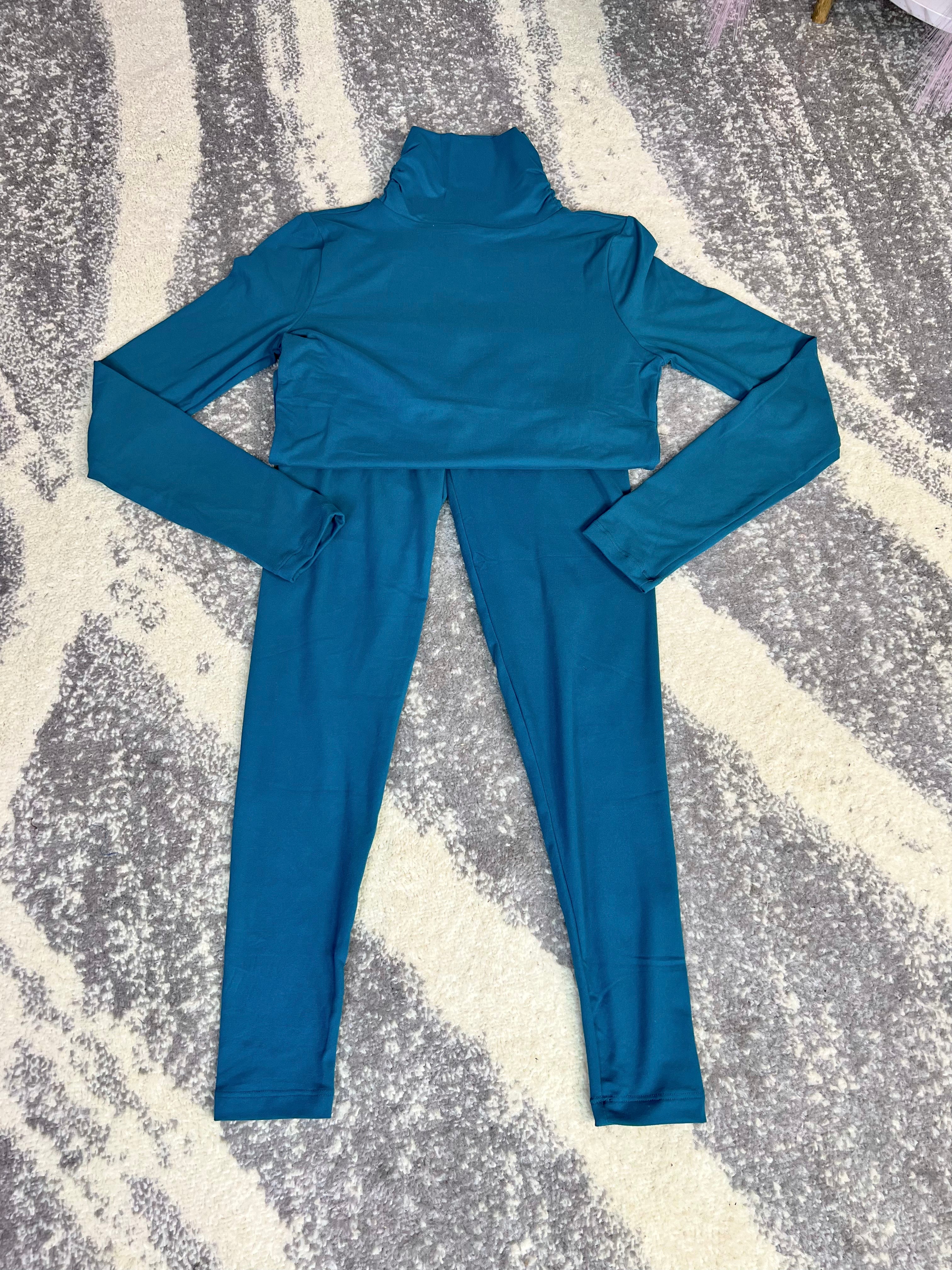 The CHILLIN Basic TURTLENECK Set (Teal)