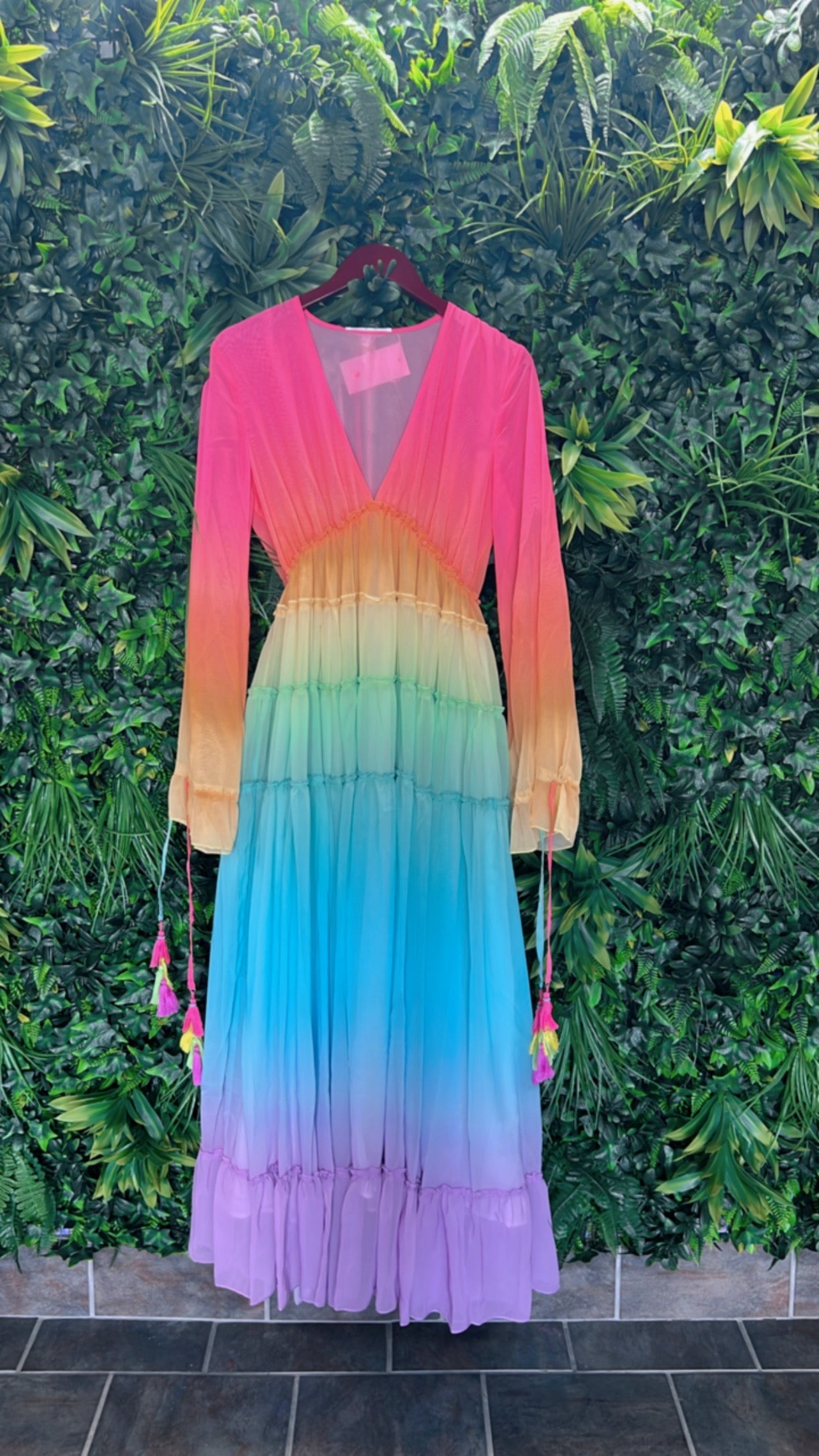 The OMBRÉ Luxxe Maxi Dress (Multi)