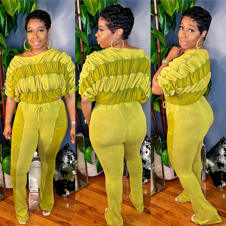 The Excuse Me Miss Set (Olive)