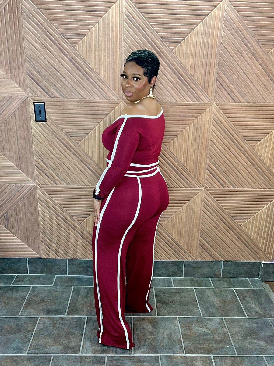The Sonoma off the shoulder Set (Burgundy/White)
