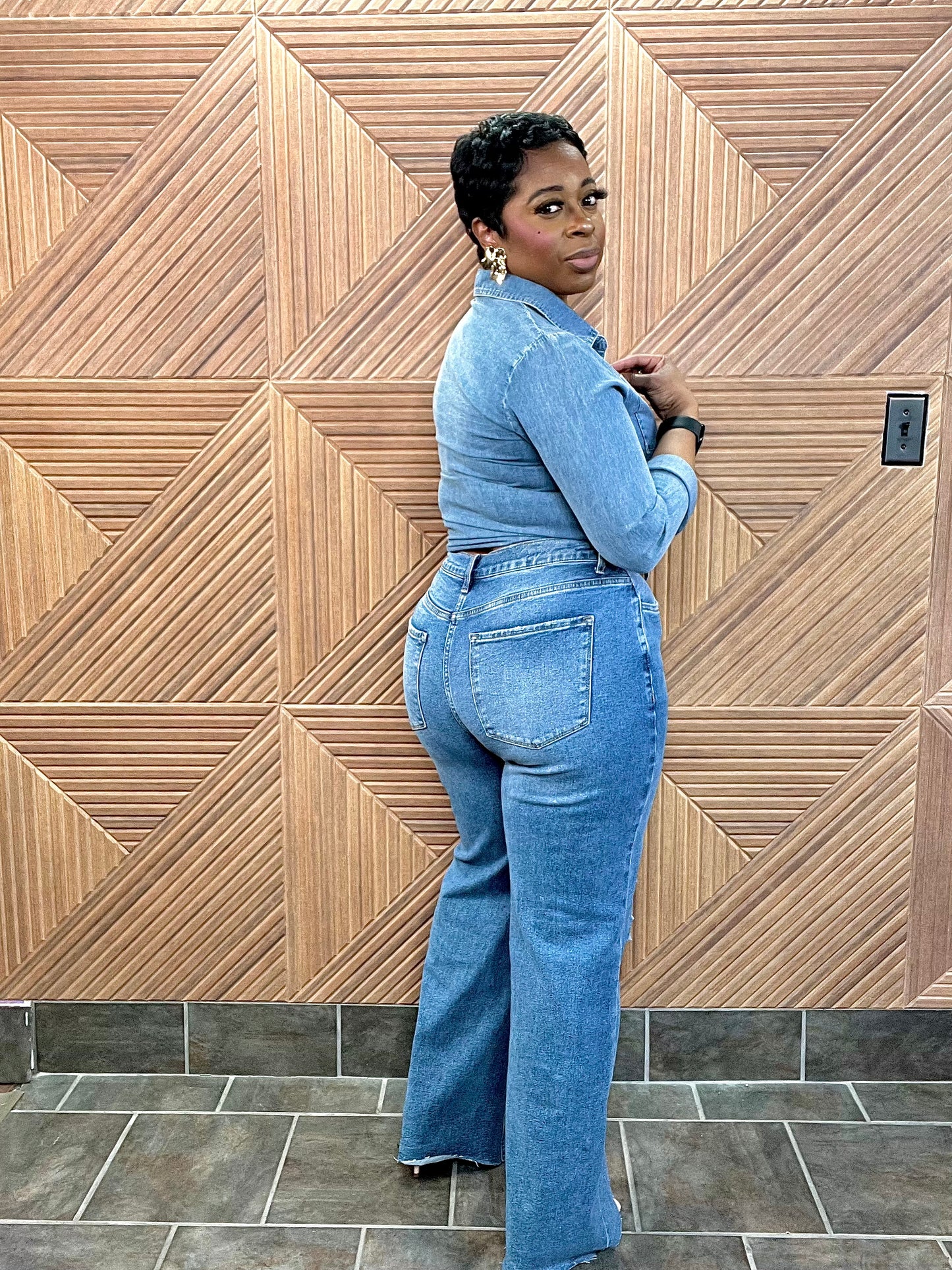 The It-Girl Wide Leg Jeans