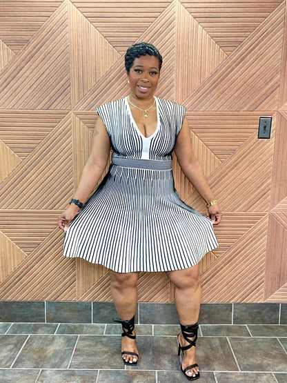 Power Hour Flare Dress (White/Black)
