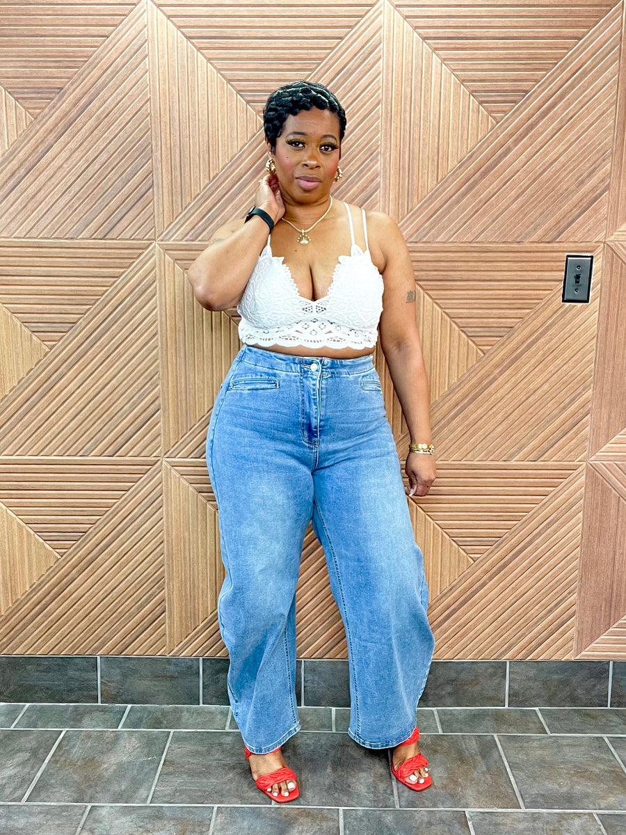 Bold Curve Barrel Jeans (Med.Wash) Very Stretchy