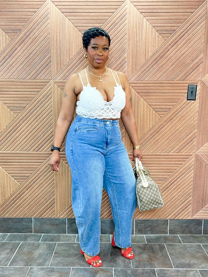 Bold Curve Barrel Jeans (Med.Wash) Very Stretchy