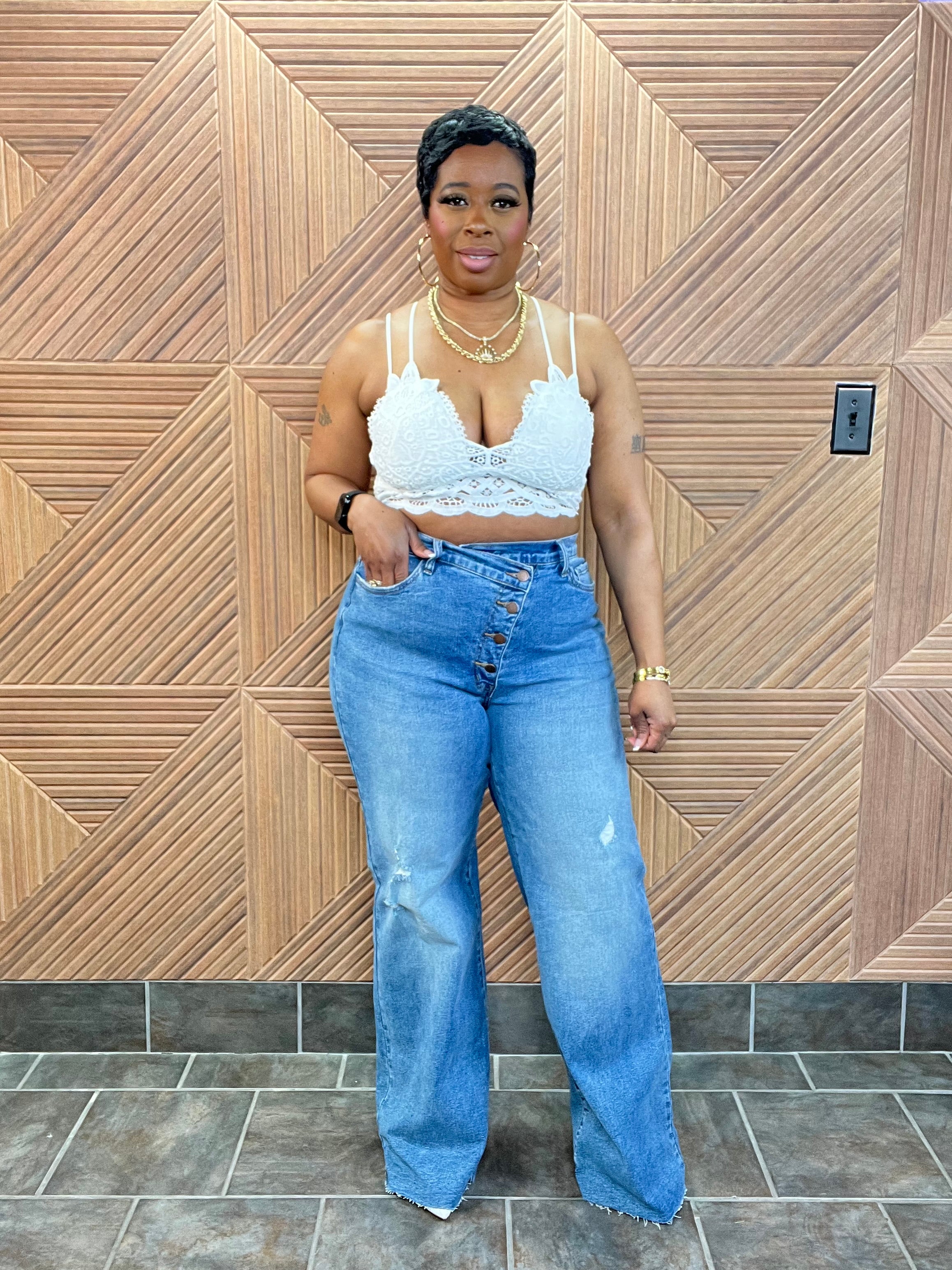 The It-Girl Wide Leg Jeans (Med. wash) sizes 3-15