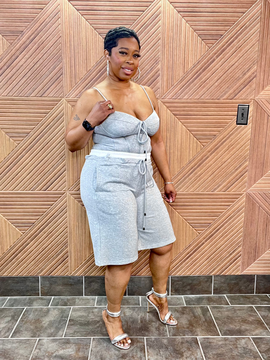 Model Off-Duty Set (Grey/White)