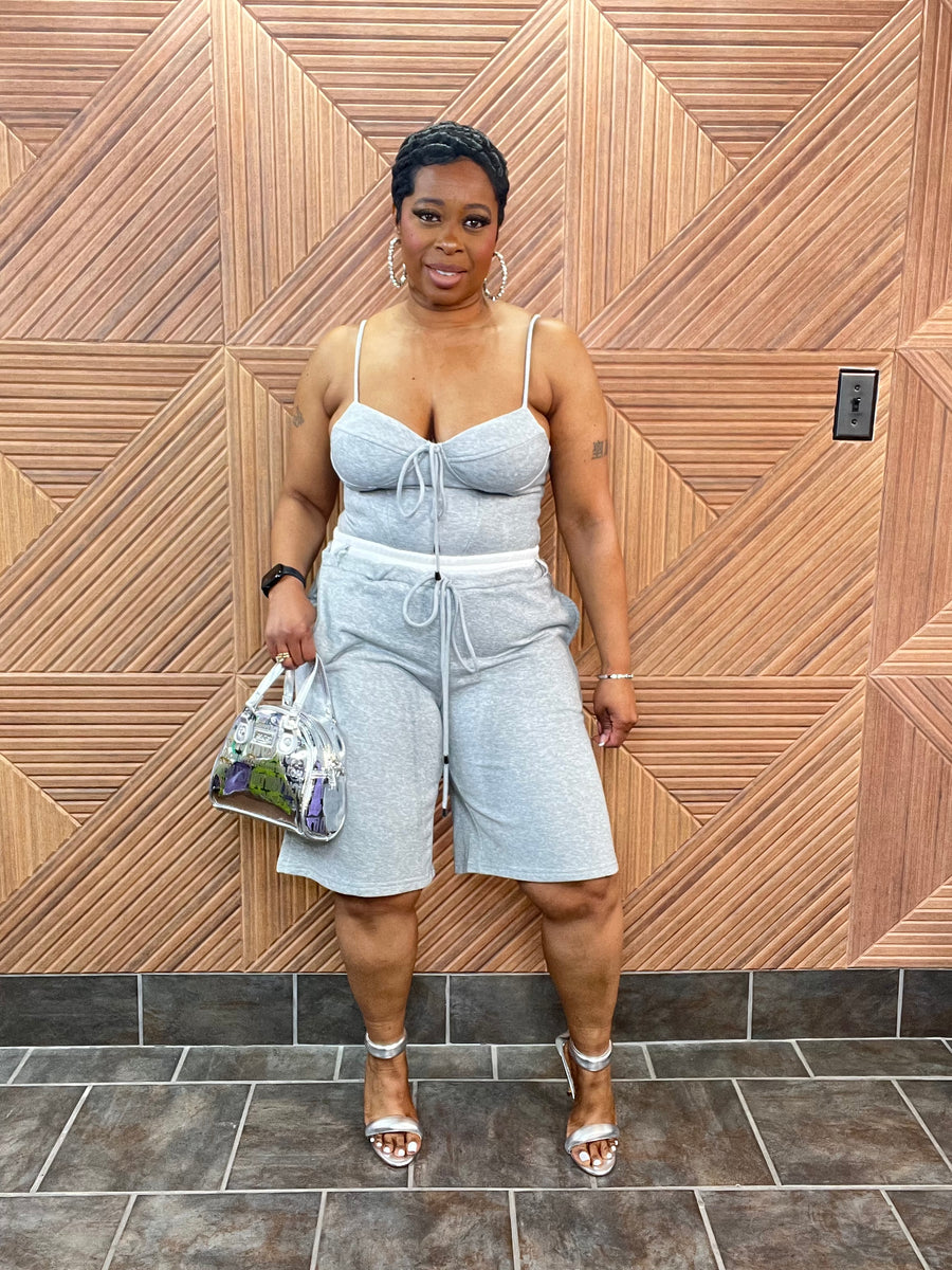 Model Off-Duty Set (Grey/White)