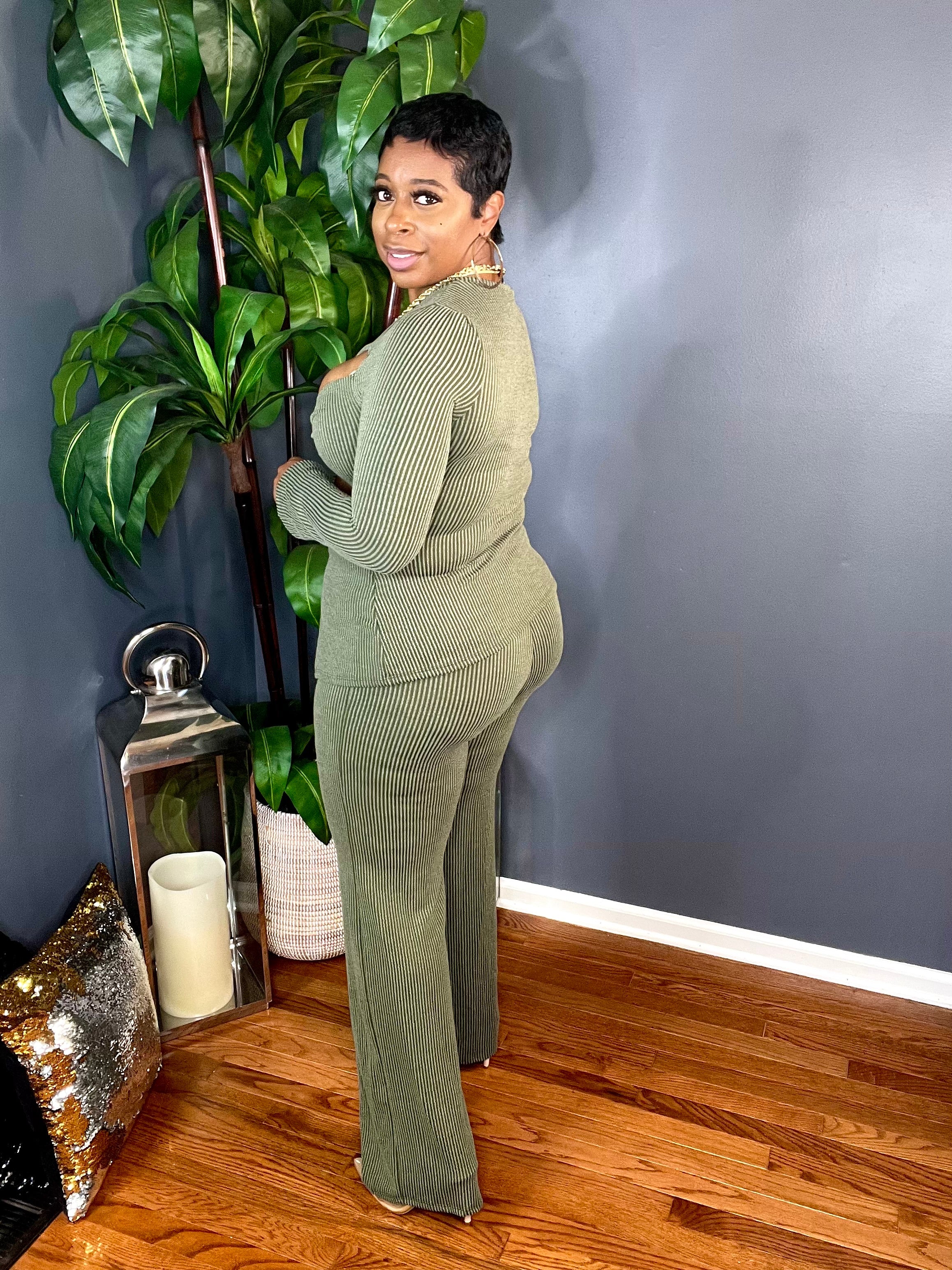 The Stay Ready Ribbed Pant Set (Olive)